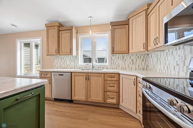 $468,900 | 2336 30th Avenue South, Fargo, ND 58103