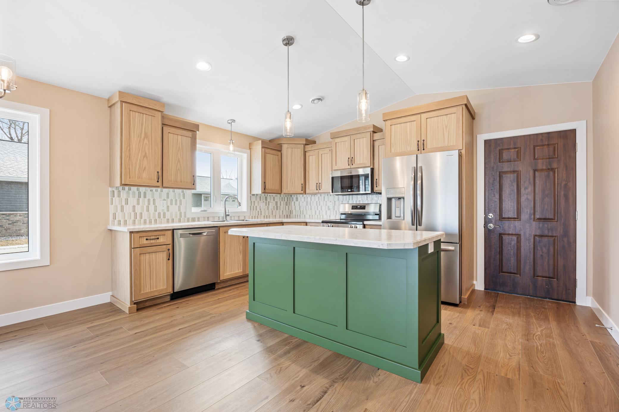 2336 30th Avenue South Fargo, ND 58103 - Photo 5 of 22