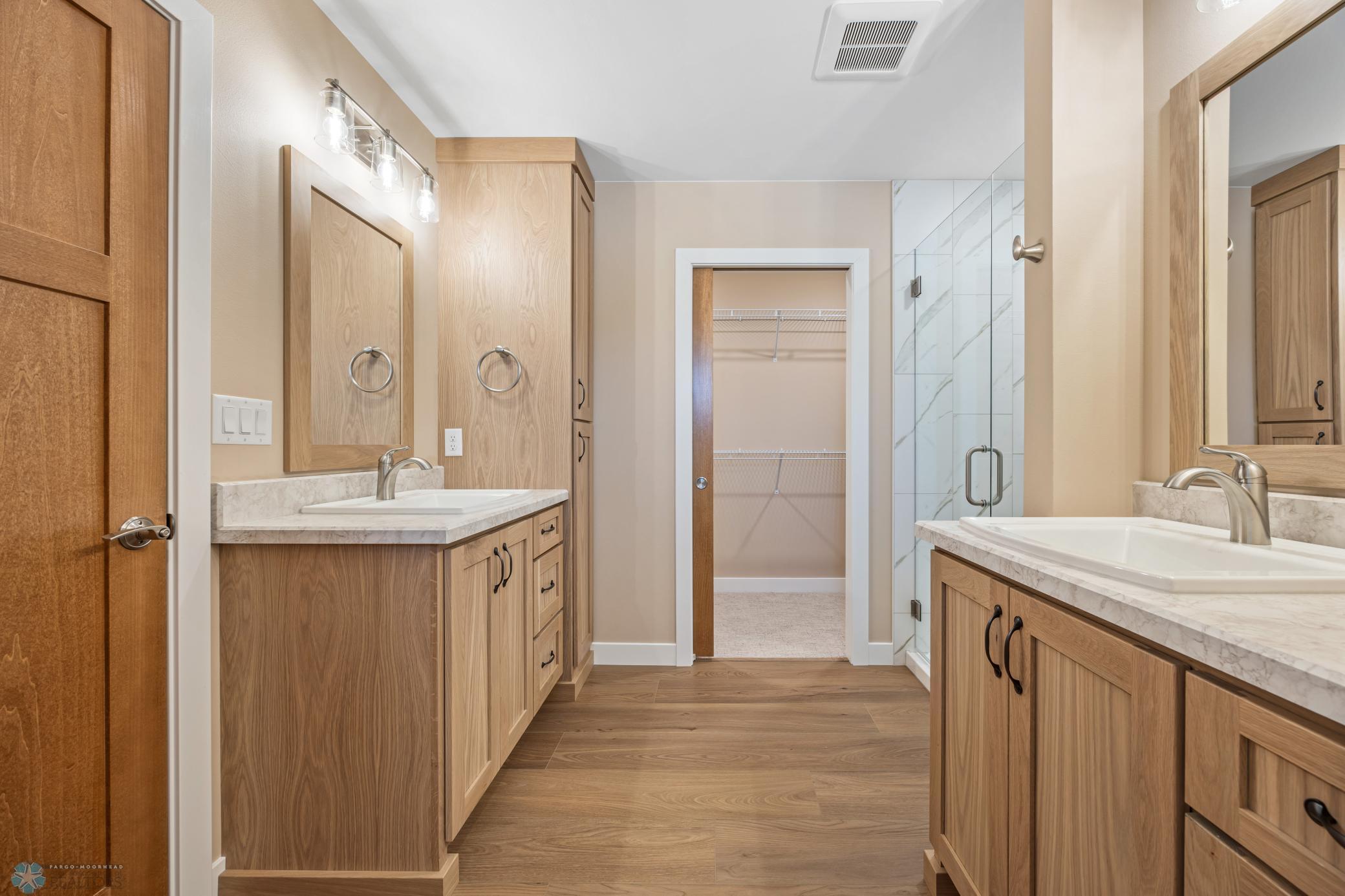 2336 30th Avenue South Fargo, ND 58103 - Photo 8 of 22