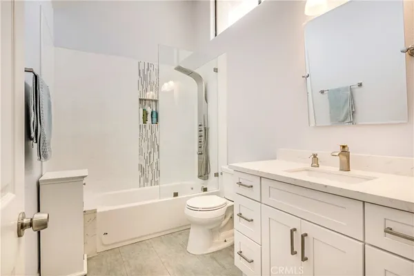 $8,600 | 16 Monterey Court, Manhattan Beach, CA 90266