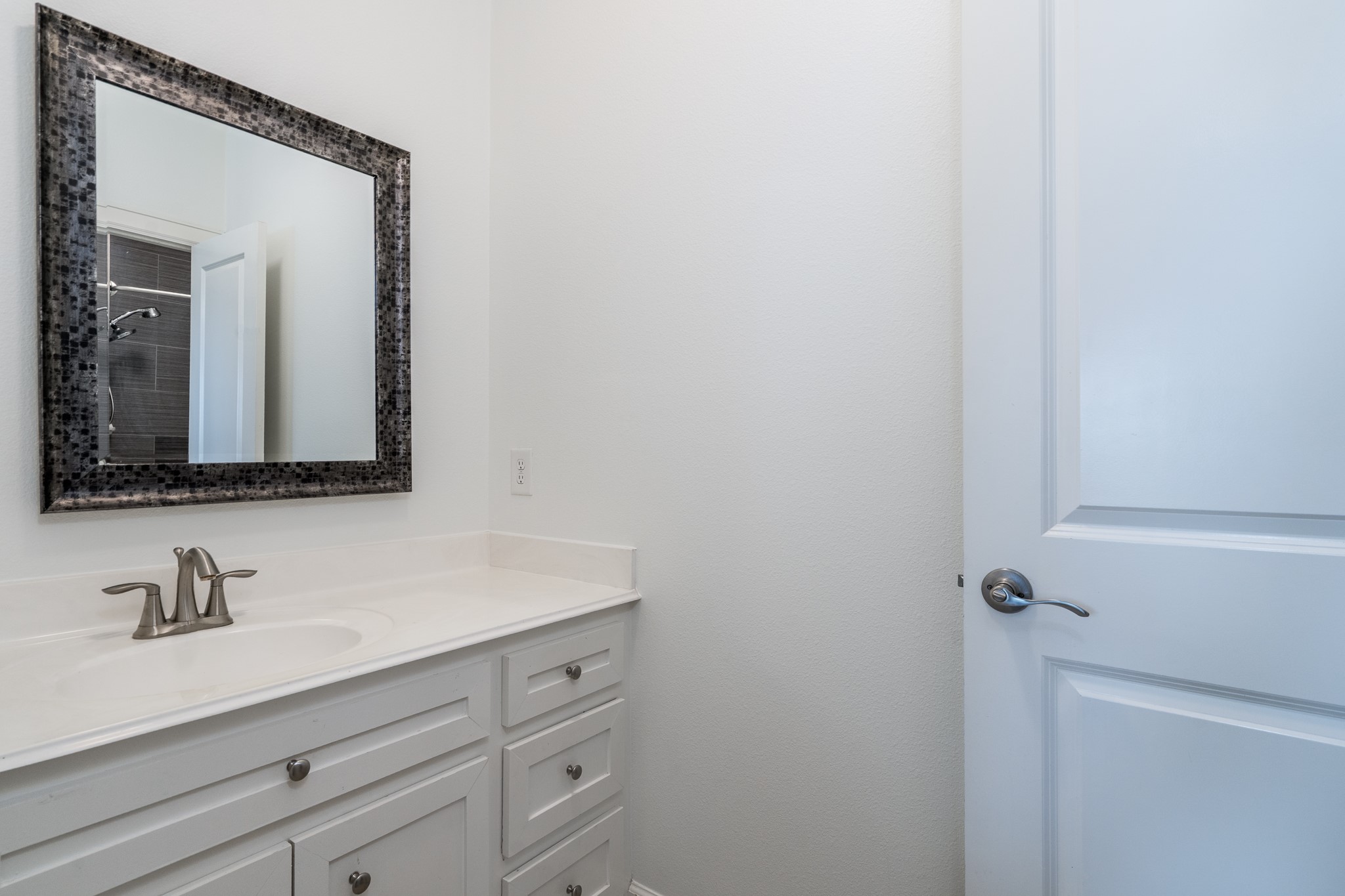 12748 Roy Road Pearland, TX 77581 - Photo 46 of 50 All bedrooms have walk-in closets.