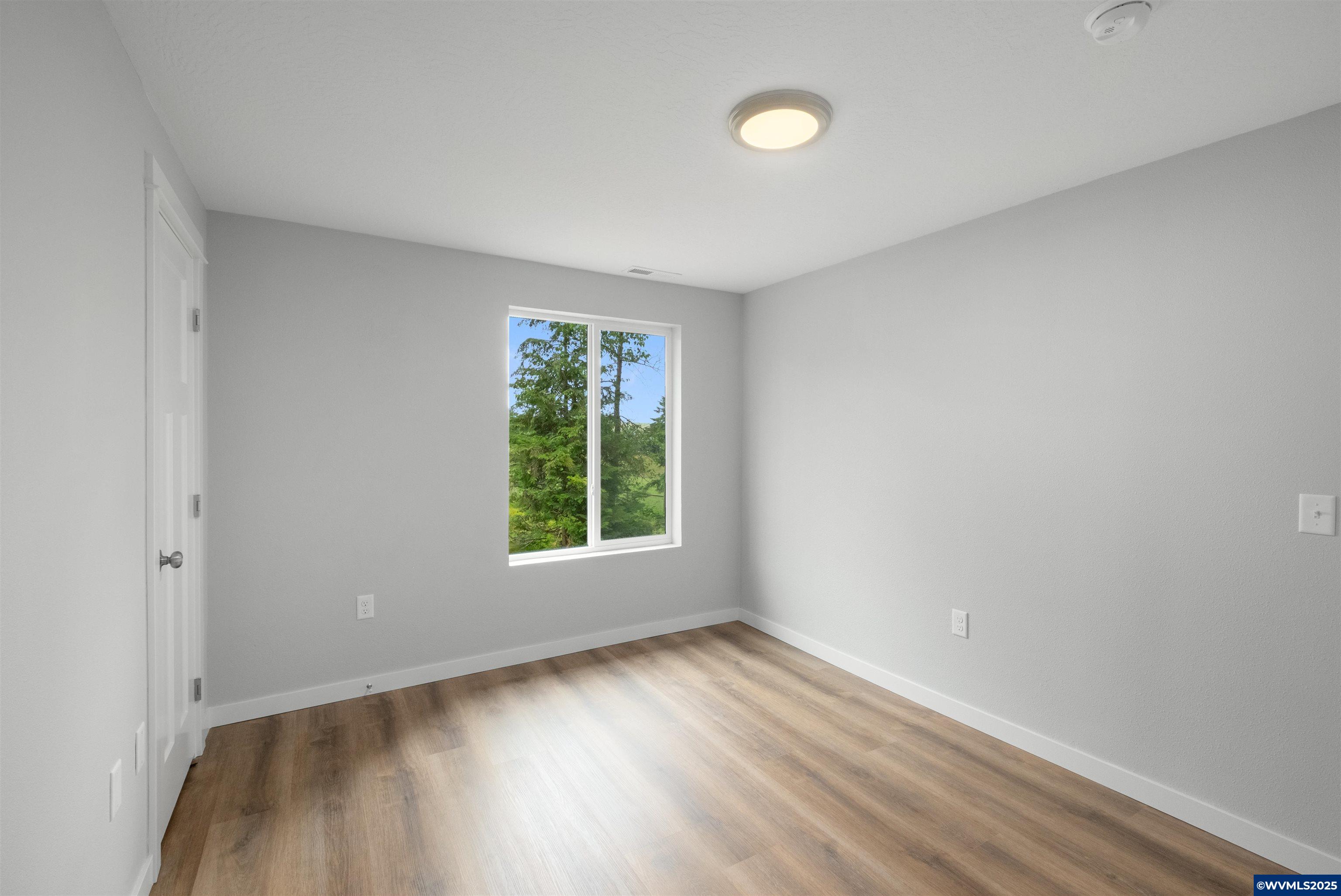 8833 Liberty Road South Salem, OR 97306 - Photo 22 of 50 Gallery Image 22