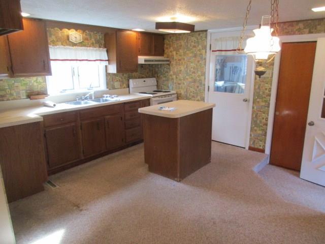 1014 Willowbrook Road New Castle, PA 16101 - Photo 12 of 13 Kitchen