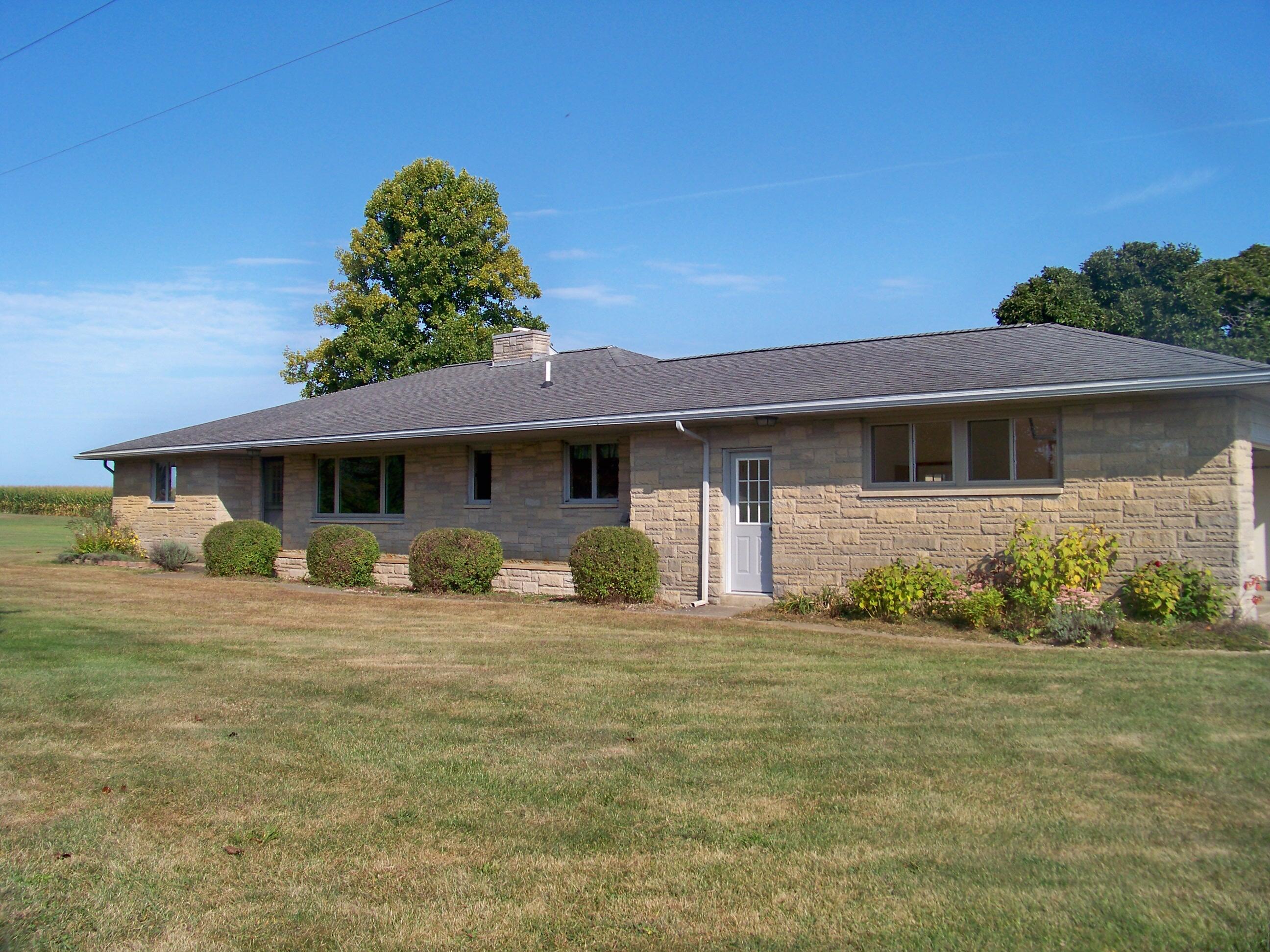 3373 Baseline Road Gobles, MI 49055 - Photo 3 of 22 100_8580