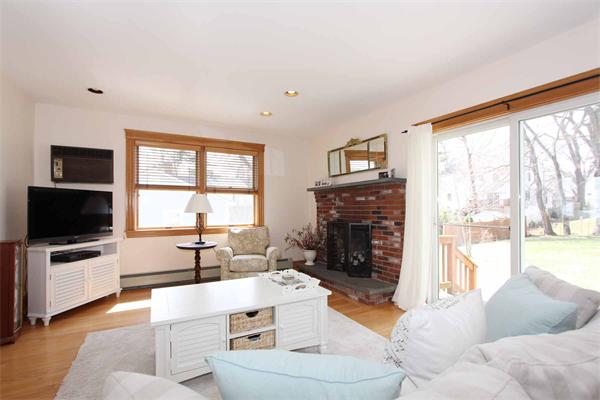 73 Pleasant Street Needham, MA 02492 - Photo 11 of 22 Gallery Image 11