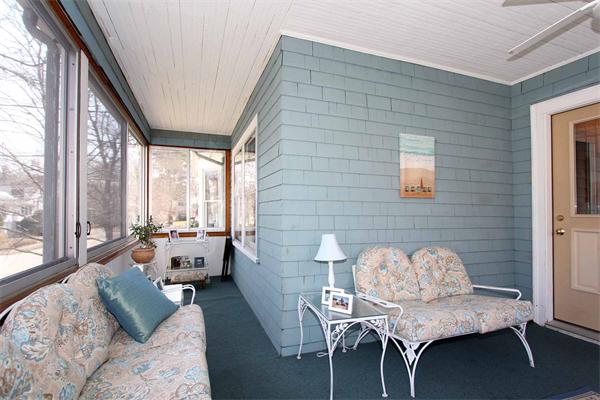 73 Pleasant Street Needham, MA 02492 - Photo 2 of 22 Gallery Image 2