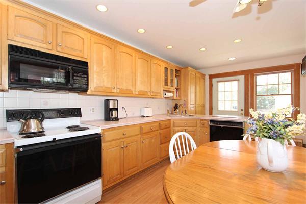 73 Pleasant Street Needham, MA 02492 - Photo 3 of 22 Gallery Image 3