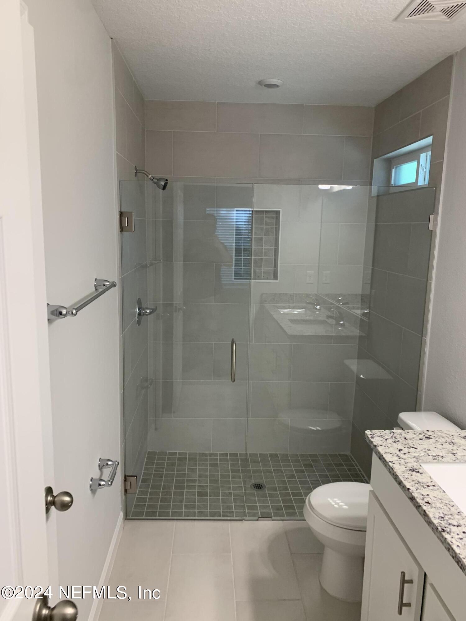 210 Jefferson Road Jacksonville, FL 32225 - Photo 6 of 23 210 jefferson master shower
