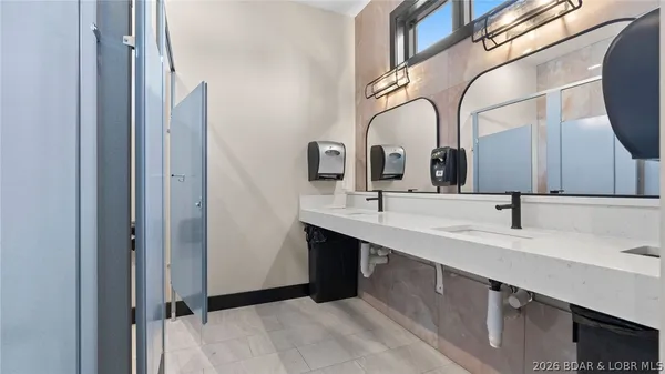 $458,900 | 100 Blue Heron Hill Lane, Unit 220, Lake Ozark, MO 65049