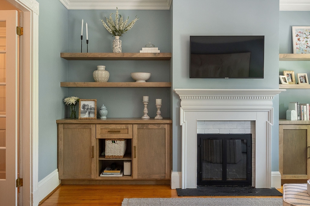 87 High Street, Unit 1 Boston, MA 02129 - Photo 2 of 22