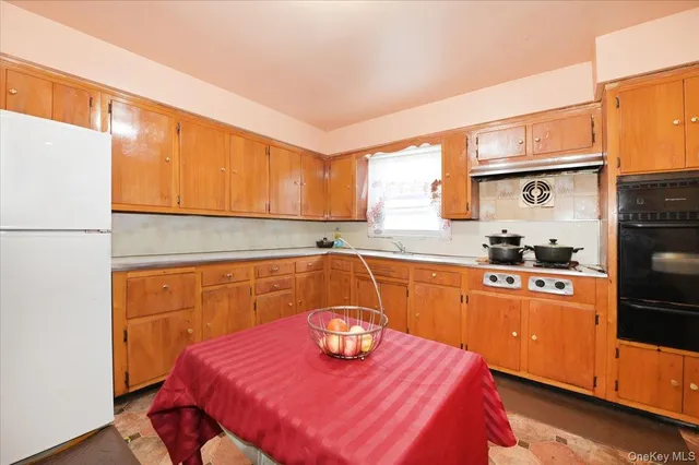 $1,149,000 | 141-12 250th Street | Rosedale