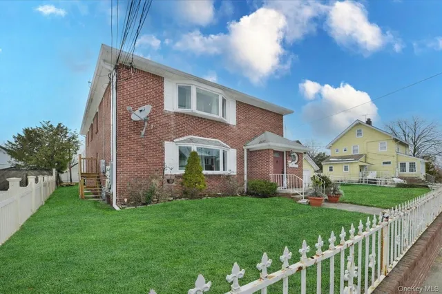 $1,149,000 | 141-12 250th Street | Rosedale