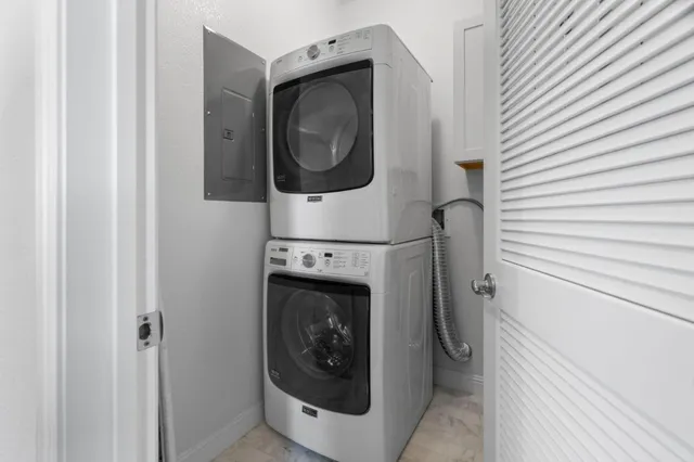 $1,250,000 | 641 Turnbuckle Drive, Unit 1701, Redwood City, CA 94063