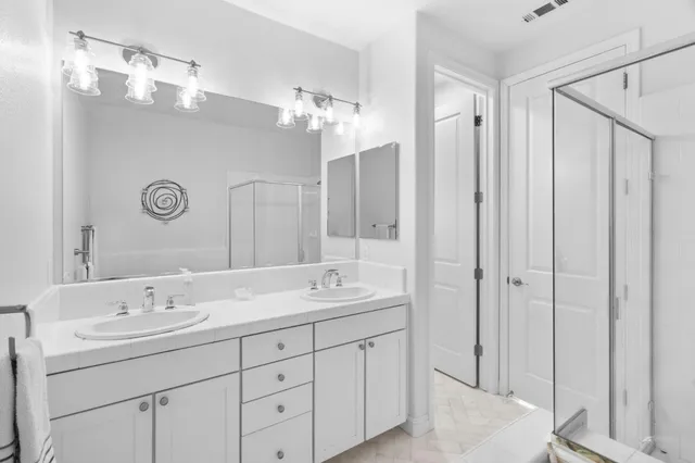 $1,250,000 | 641 Turnbuckle Drive, Unit 1701, Redwood City, CA 94063