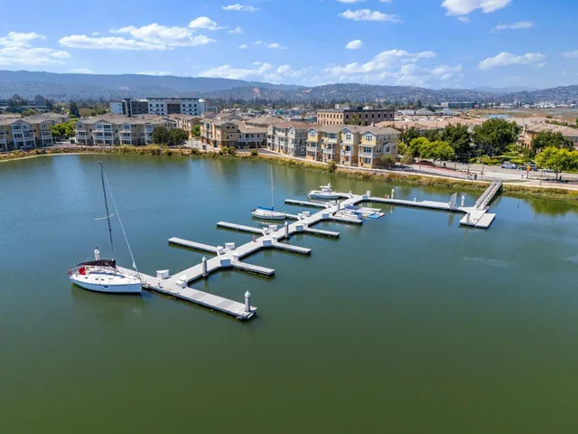 $1,250,000 | 641 Turnbuckle Drive, Unit 1701, Redwood City, CA 94063