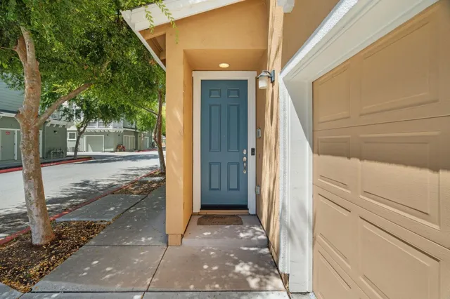 $1,250,000 | 641 Turnbuckle Drive, Unit 1701, Redwood City, CA 94063