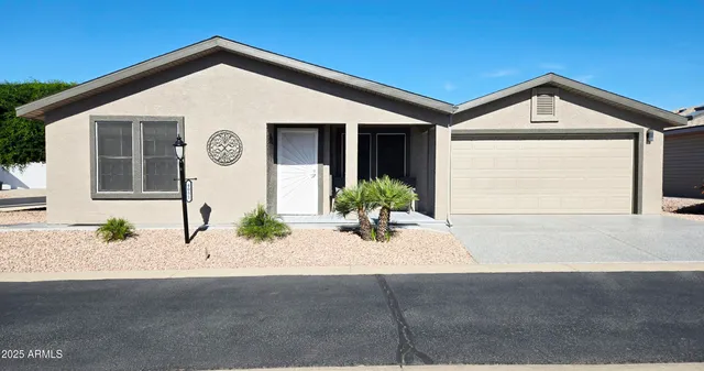 $239,900 | 3301 South Goldfield Road, Unit 4051, Apache Junction, AZ 85119