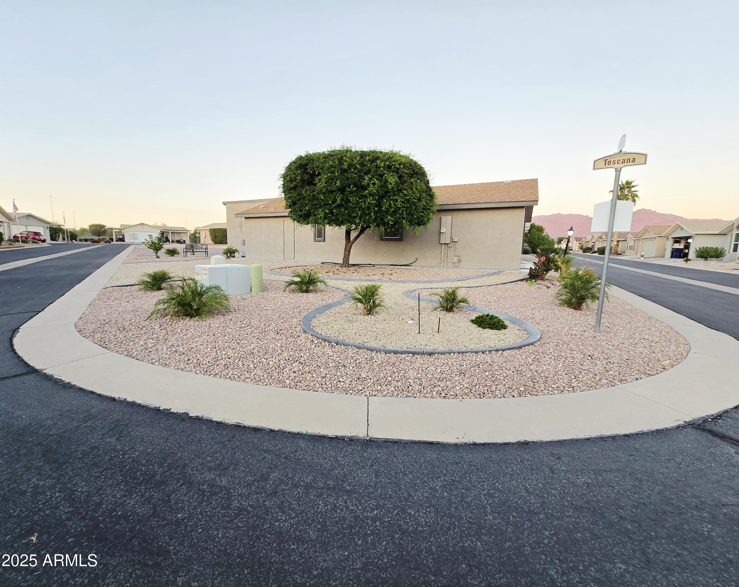 3301 South Goldfield Road, Unit 4051 Apache Junction, AZ 85119 - Photo 12 of 97 20251030_173311