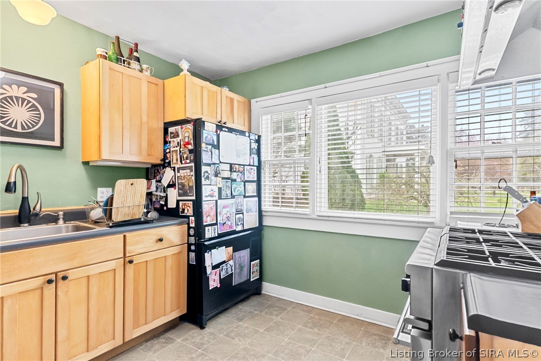 1225 West Main Street Madison, IN 47250 - Photo 20 of 30