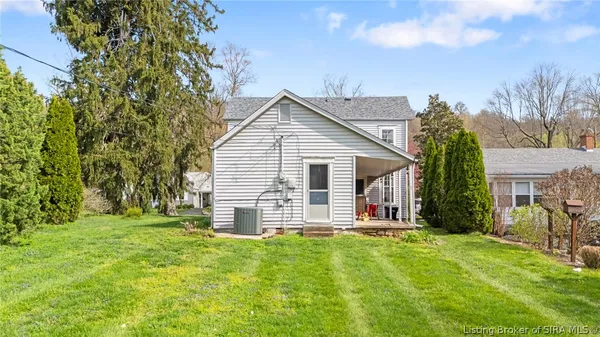 $369,000 | 1225 West Main Street, Madison, IN 47250
