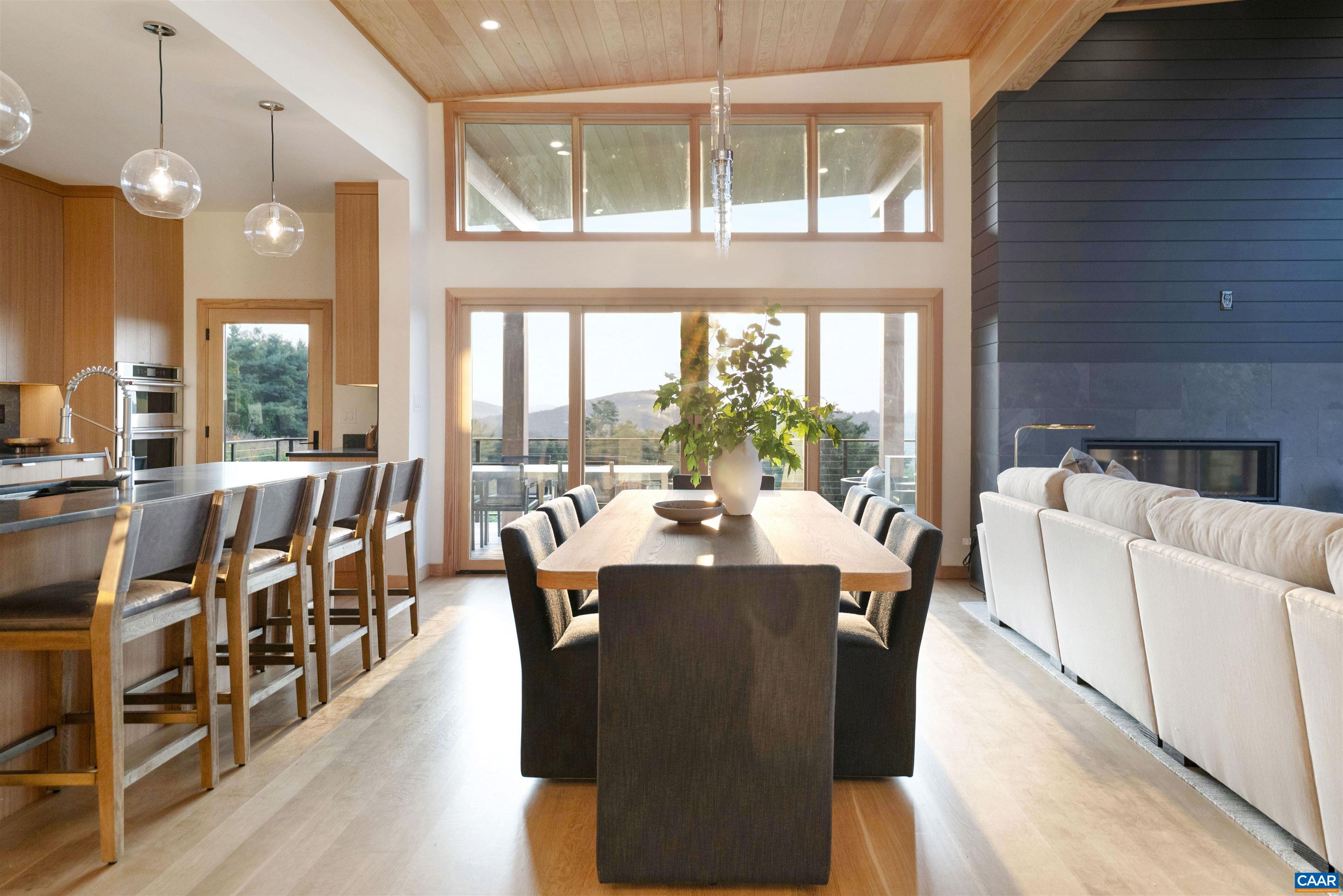 410 Twelve Rdgs Way Vesuvius, VA 24483 - Photo 5 of 30