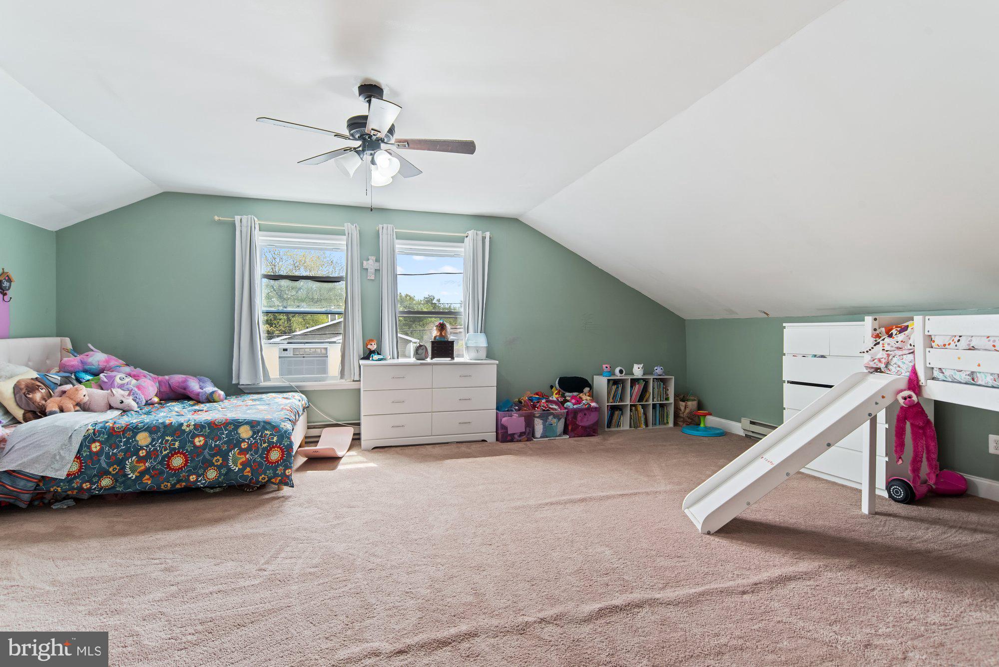 216 Dale Road Pasadena, MD 21122 - Photo 24 of 28 2nd bedroom upper level