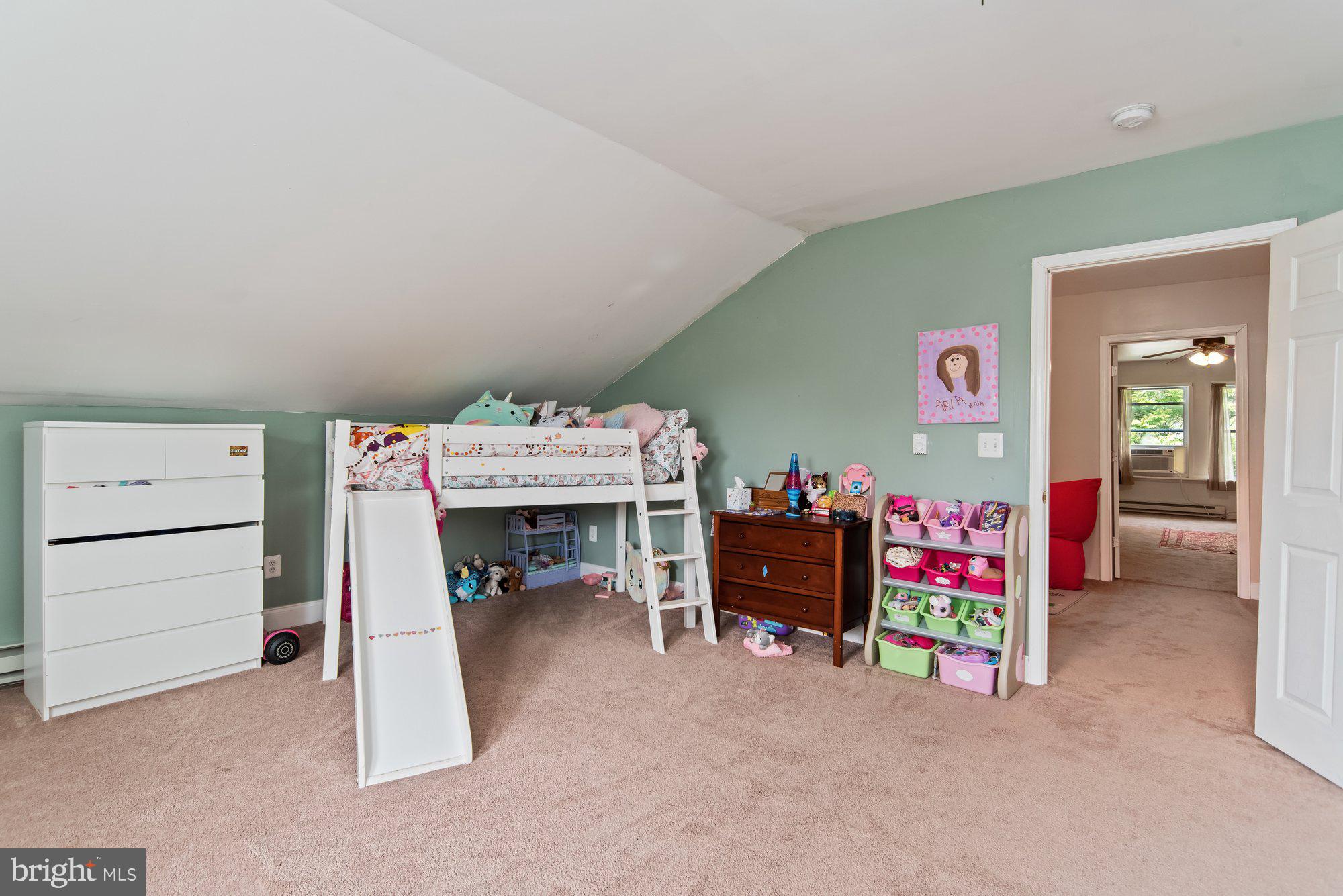 216 Dale Road Pasadena, MD 21122 - Photo 25 of 28 2nd bedroom upper level