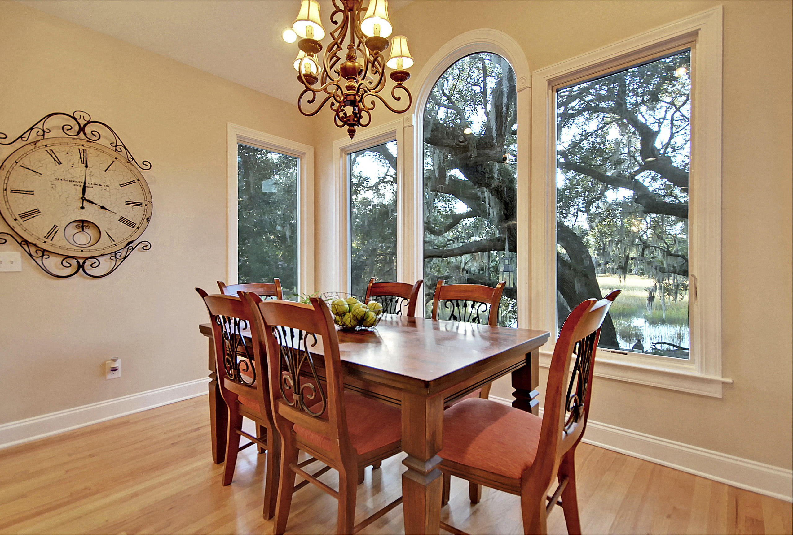931 Compass Point Charleston, SC 29412 - Photo 9 of 49 Breakfast Nook
