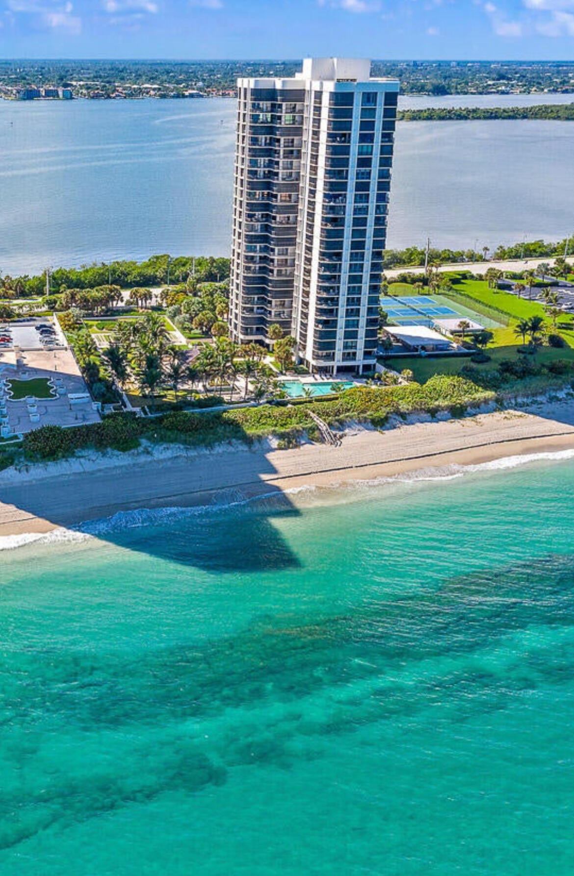5380 North Ocean Drive, Unit 2I Singer Island, FL 33404 - Photo 31 of 32 Aerial