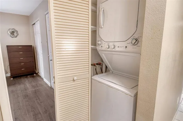 $125,000 | 2303 Canal Drive, Unit F7, Bradenton, FL 34207