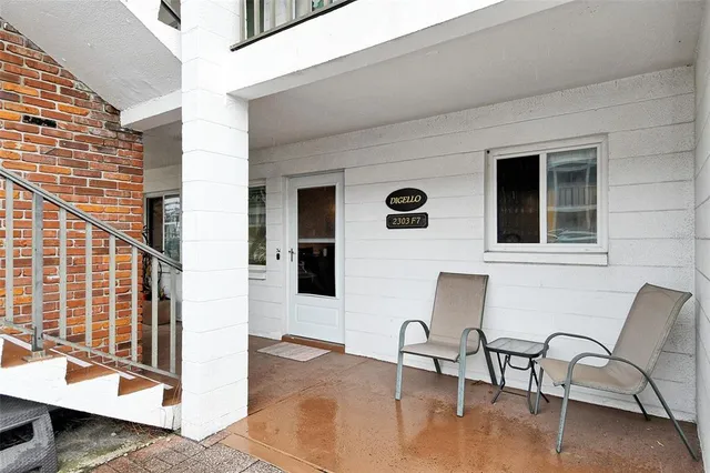 $125,000 | 2303 Canal Drive, Unit F7, Bradenton, FL 34207