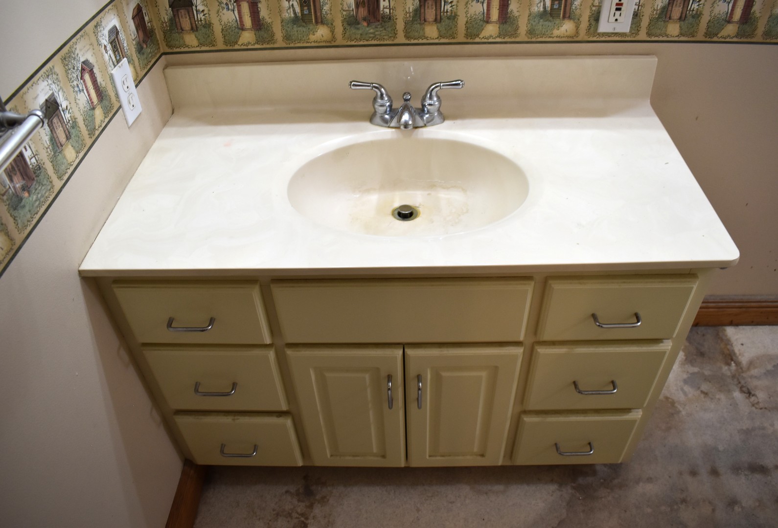 532 1st Street Marseilles, IL 61341 - Photo 22 of 24 a close view of sink