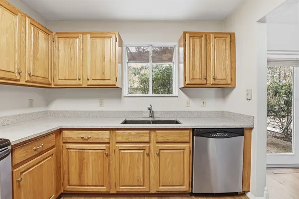 $2,000 | 5269 Southwest 97 Drive, Unit 15, Gainesville, FL 32608