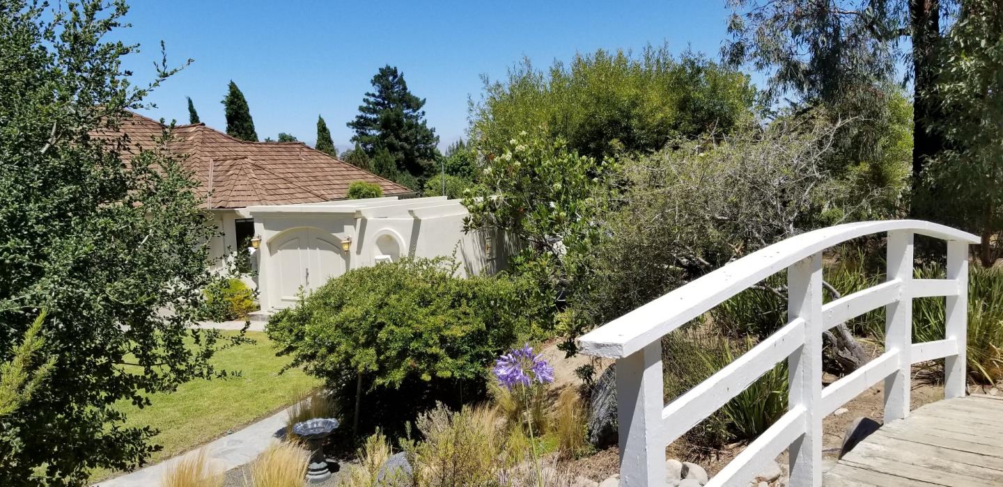 18755 Ranchito Del Rio Drive Salinas, CA 93908 - Photo 28 of 49 Gallery Image 28