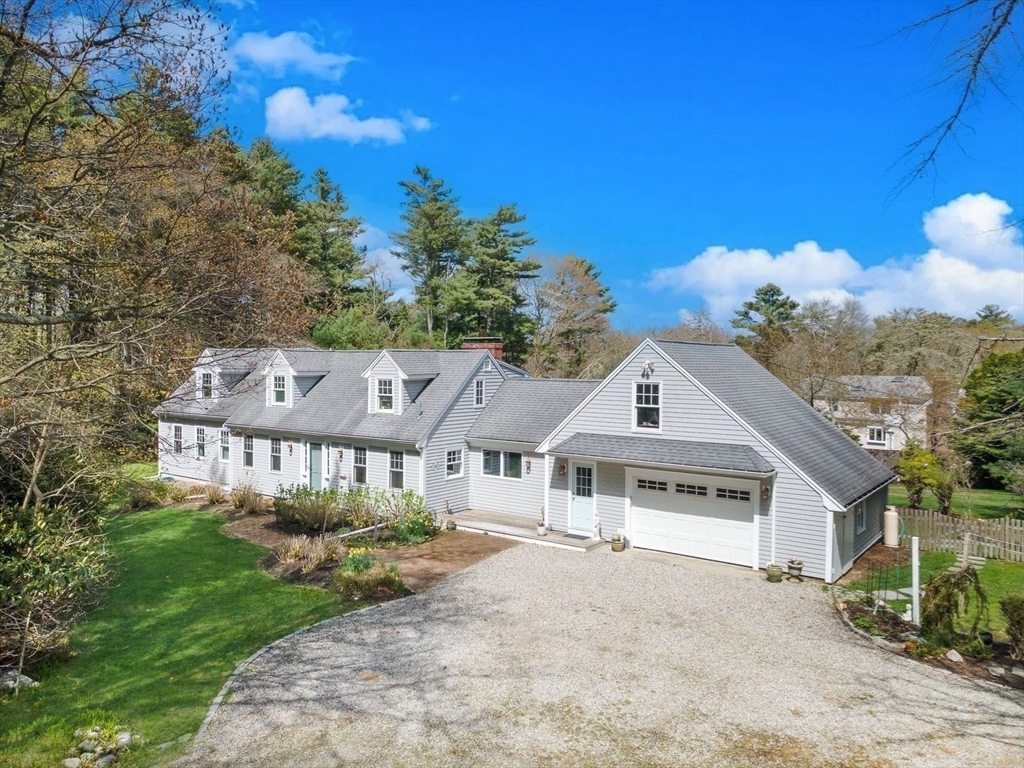 19 Register Road Marion, MA 02738 - Photo 2 of 32
