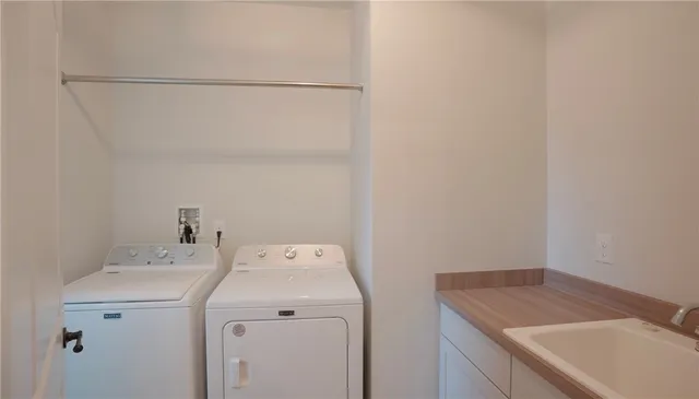 $624,900 | 84 Chase Meadow Trail, Mendon, NY 14472