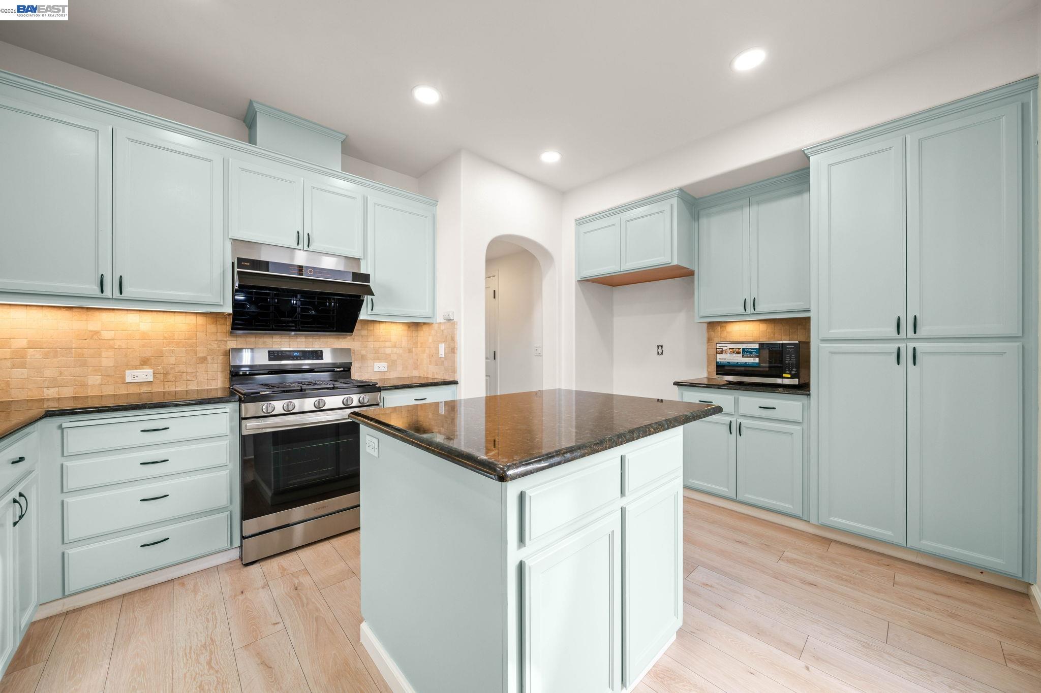 2229 Maidenhair Way San Ramon, CA 94582 - Photo 16 of 64 Gallery Image 16