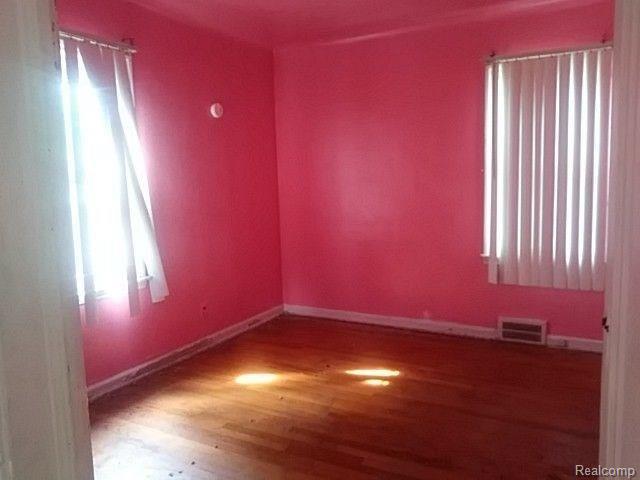 16887 Rutherford Street Detroit, MI 48235 - Photo 10 of 11 ____nanpfssvfp01a__VMS_9__Active24__OLSR__70921385721_1376689__WI26637853__e7a0dc56-8f6e-4848-9cf5-0bb8550a6a72.jpg