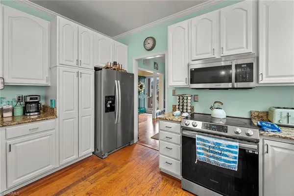 $394,900 | 4460 Greenfield Way Drive, Winston-Salem, NC 27103