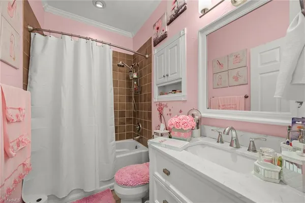 $394,900 | 4460 Greenfield Way Drive, Winston-Salem, NC 27103