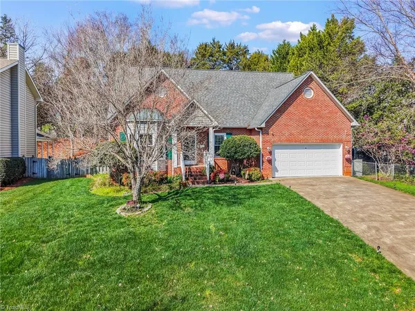 $394,900 | 4460 Greenfield Way Drive, Winston-Salem, NC 27103