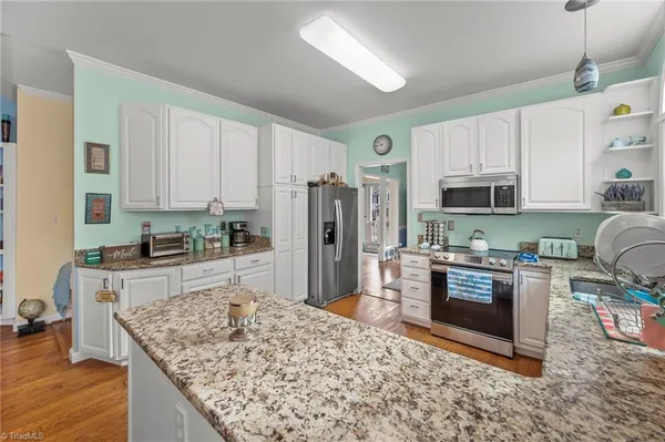 $394,900 | 4460 Greenfield Way Drive, Winston-Salem, NC 27103