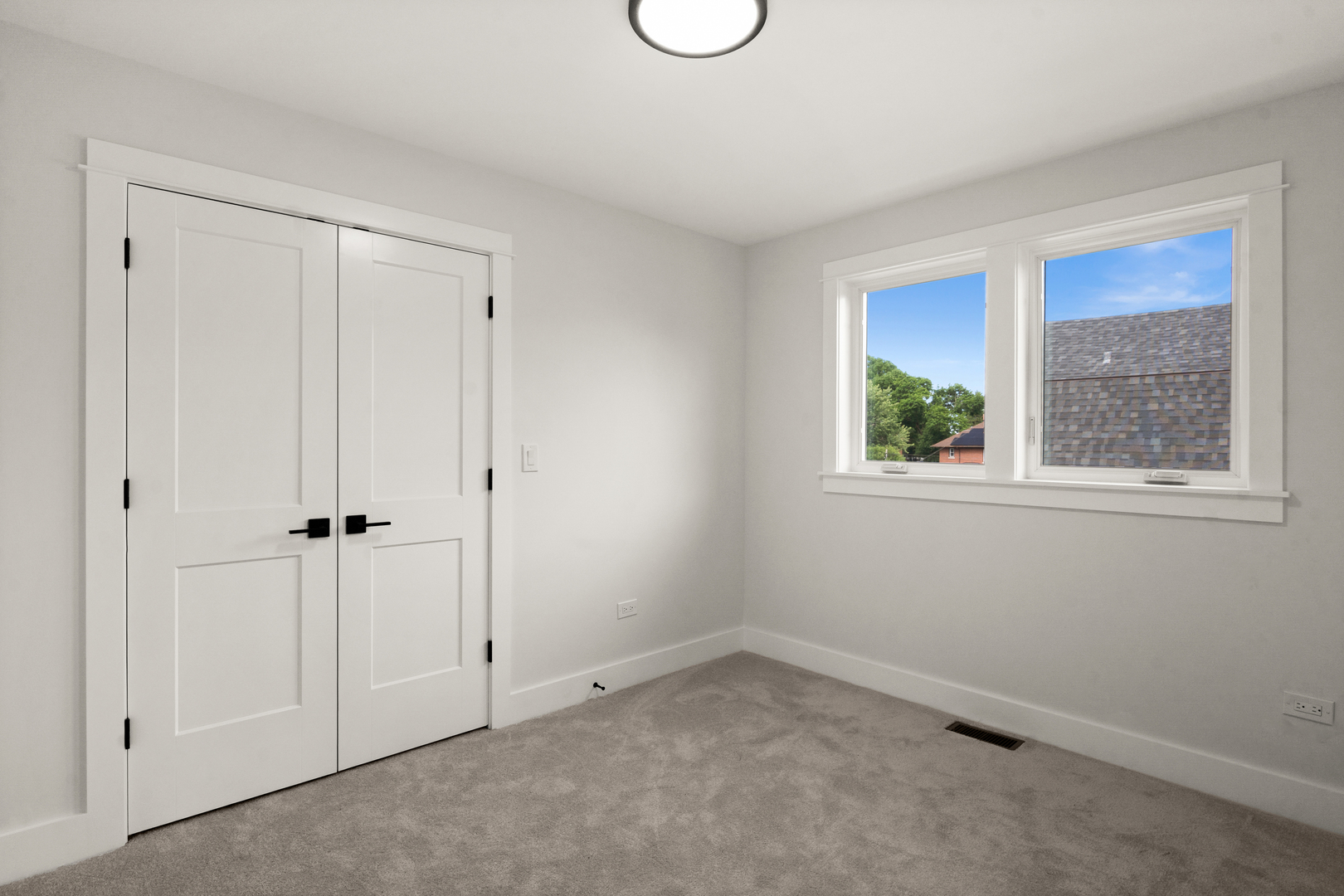 790 Wing Street Elgin, IL 60123 - Photo 26 of 29