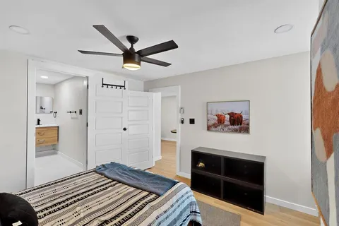 $525,000 | 712 West Eighth Street, Dallas, TX 75208