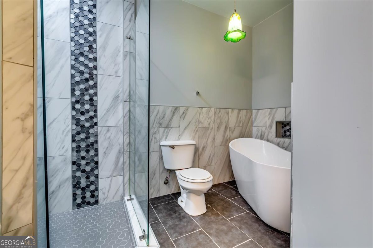 375 Highland Avenue Northeast, Unit 602 Atlanta, GA 30312 - Photo 17 of 35