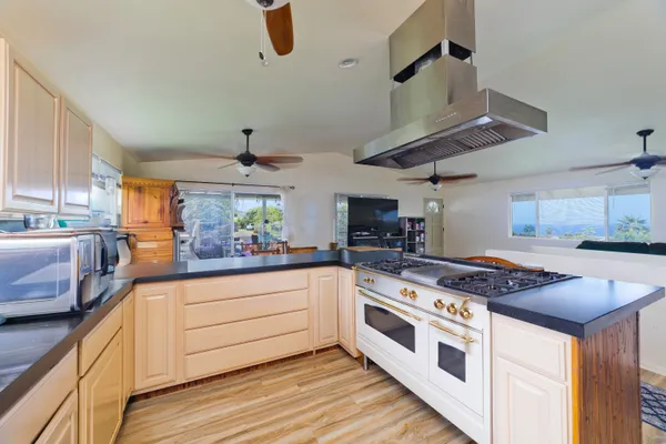 $1,090,000 | 73-4345 Ilimano Place, Kailua-Kona, HI 96740