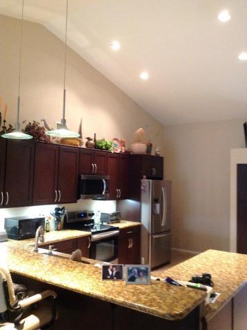 18176 Blue Lake Way Boca Raton, FL 33498 - Photo 4 of 7 Kitchen Breakfast Bar
