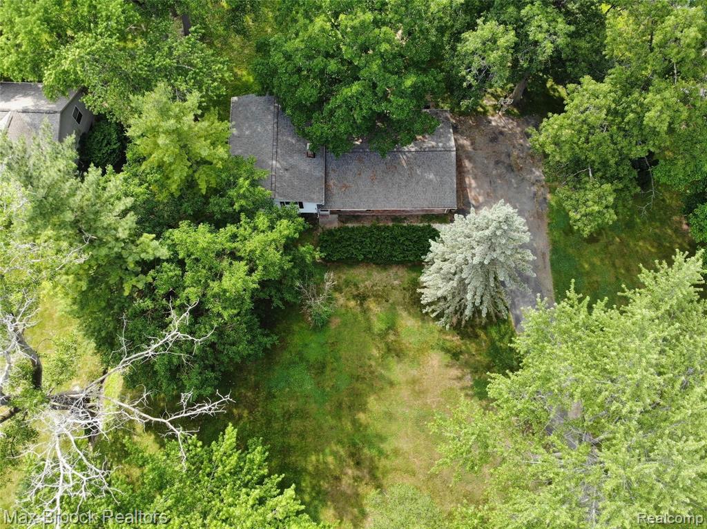 6070 Darramoor Road Bloomfield Hills, MI 48301 - Photo 21 of 22