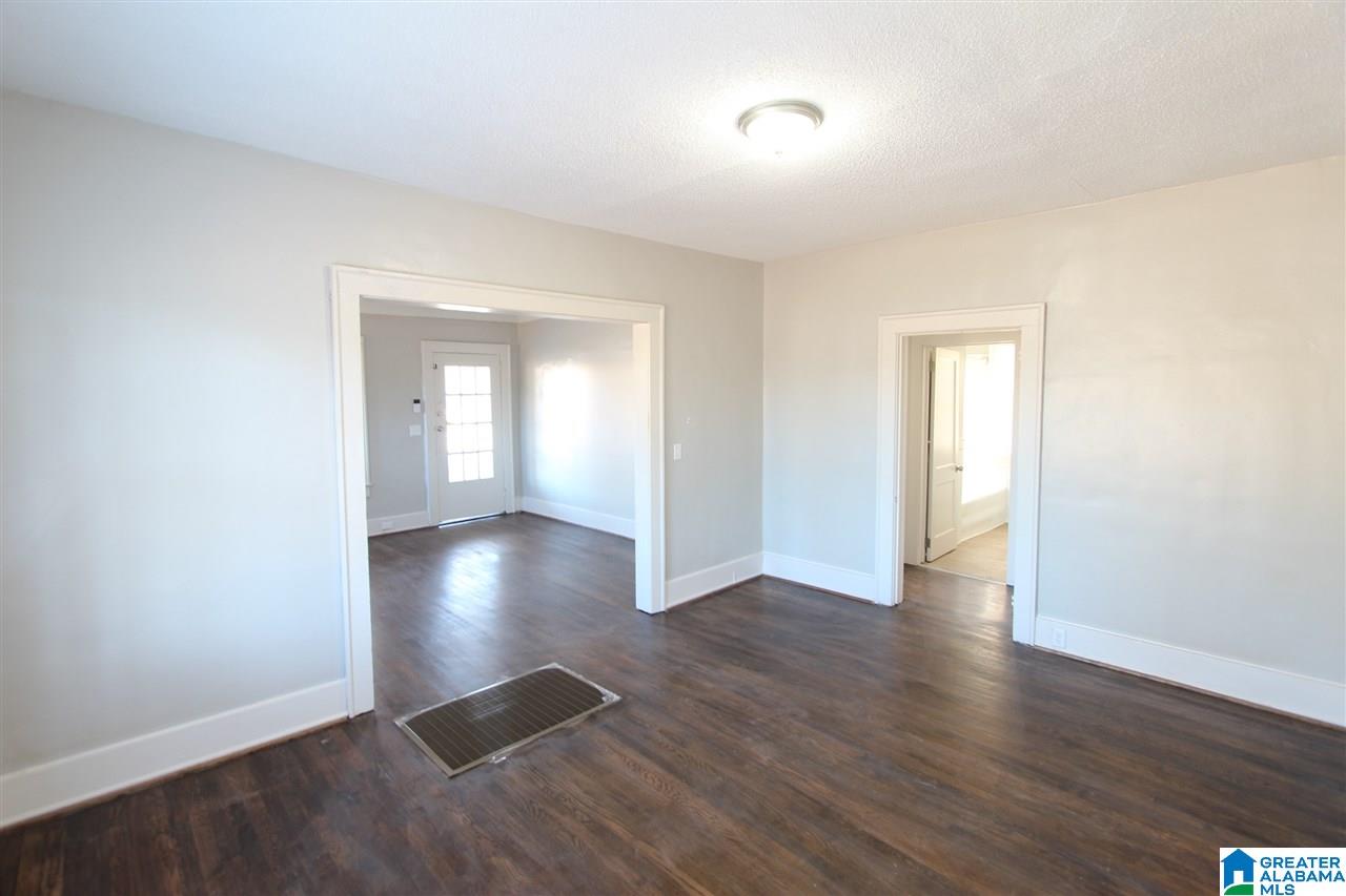 504 12th Street Southwest Birmingham, AL 35211 - Photo 8 of 17