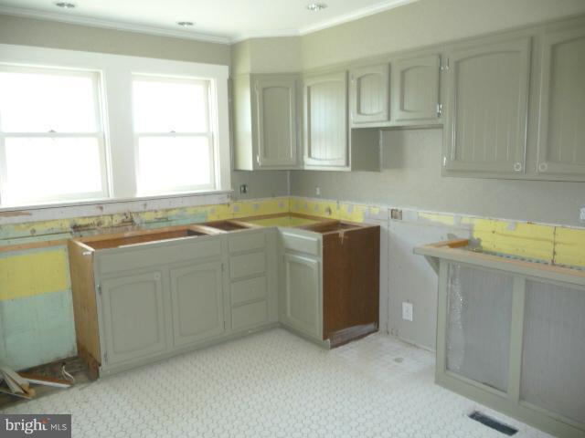 4348 Locust Grove Road Chesapeake Beach, MD 20732 - Photo 19 of 27 Kitchen